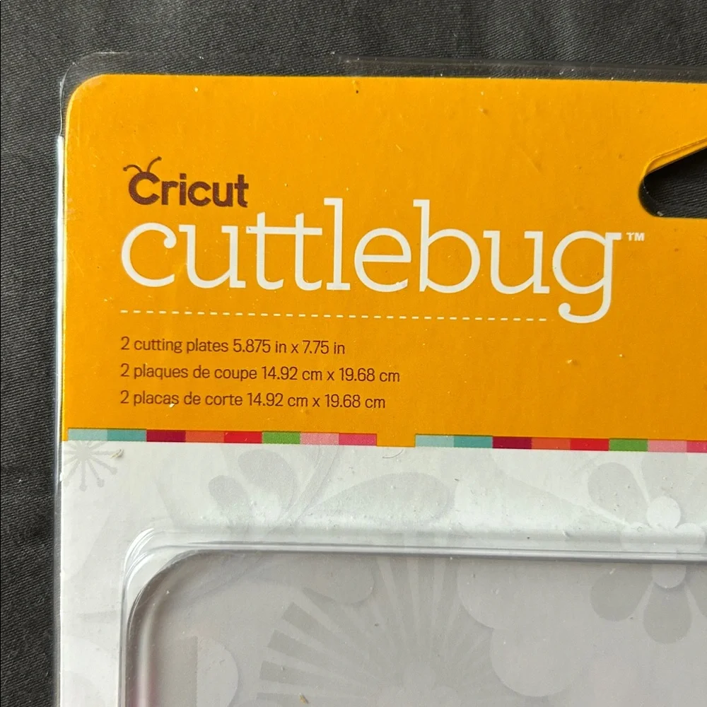 New Cricut Cuttlebug Adaptor Cutting plate B NWT 5.875”x 7.75” die cutting plate